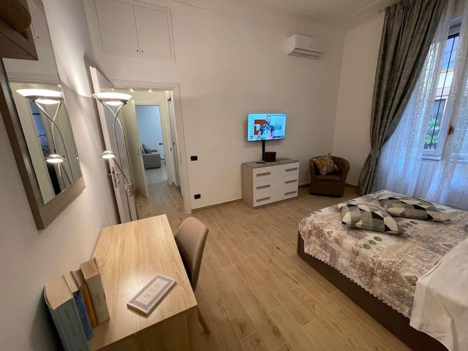 Nel Quartiere Bayres Suite Completamente Rinnovata มิลาน ภายนอก รูปภาพ